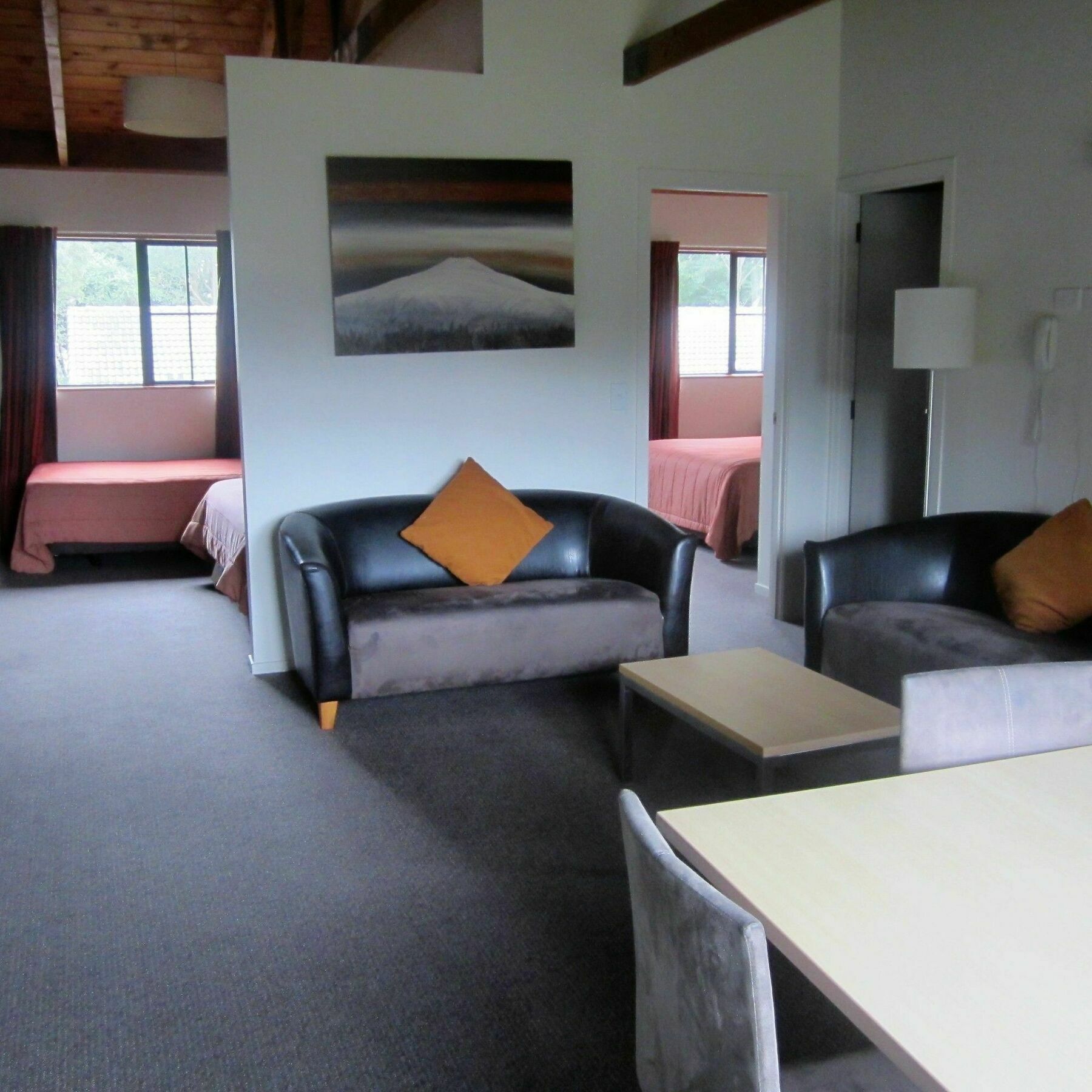 เดอะ ฮอบบิต มอเตอร์ลอดจ์ Motel โอฮาคูเน ภายนอก รูปภาพ
